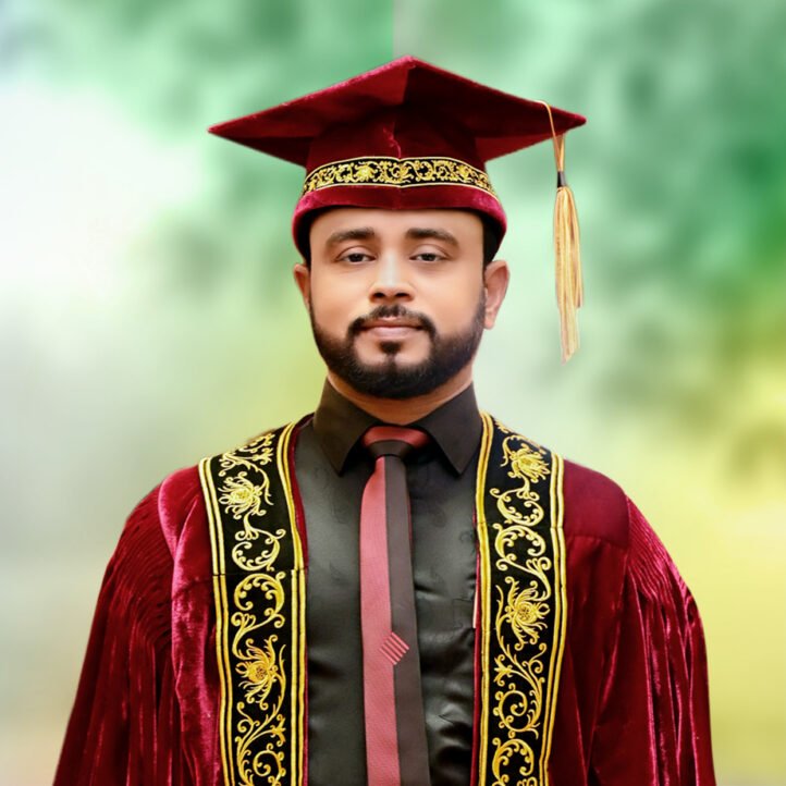 Dr. Wickramage teaching at The Beeline Campus